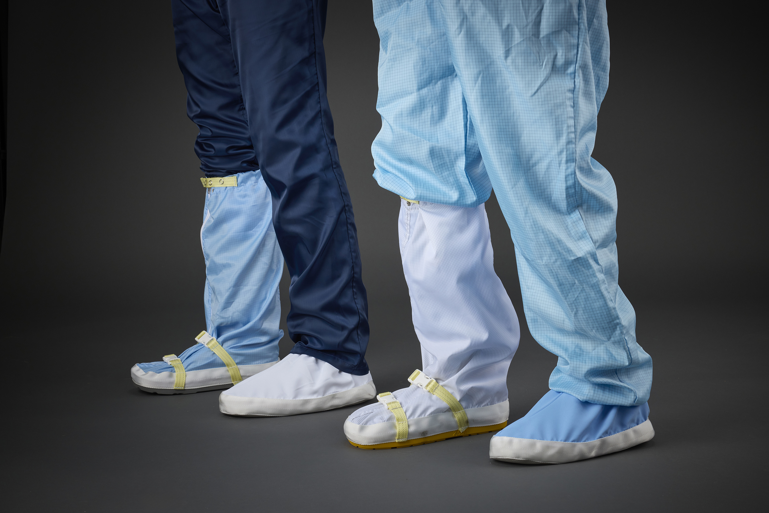 20254332_Überziehstiefel und Schuhe 2_low